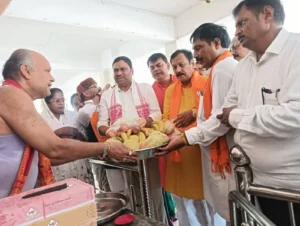 नरेंद्र मोदी